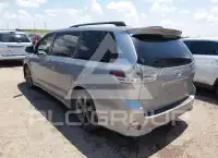 2011 Toyota SIENNA фото
