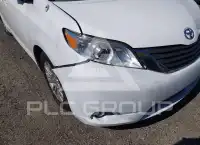 2011 Toyota SIENNA фото
