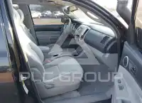 2011 Toyota TACOMA photo