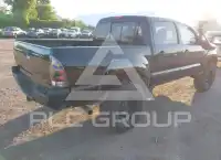 2011 Toyota TACOMA photo