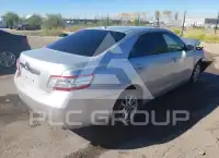 2011 Toyota CAMRY фото