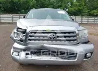 2011 Toyota SEQUOIA photo