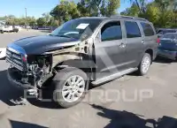 2011 Toyota SEQUOIA фото