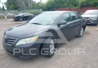 2011 Toyota CAMRY фото