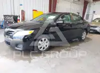 2011 Toyota CAMRY photo