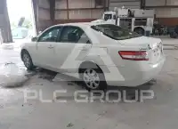 2011 Toyota CAMRY фото
