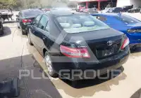 2011 Toyota CAMRY фото