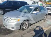 2011 Toyota CAMRY фото