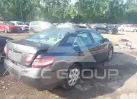 2011 Toyota CAMRY фото