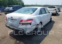 2011 Toyota CAMRY фото