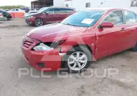 2011 Toyota CAMRY фото