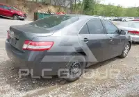 2011 Toyota CAMRY photo