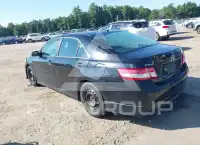 2011 Toyota CAMRY фото