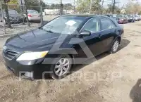 2011 Toyota CAMRY фото