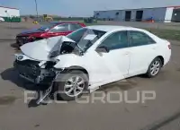 2011 Toyota CAMRY фото