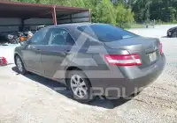 2011 Toyota CAMRY фото