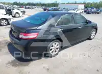 2011 Toyota CAMRY фото