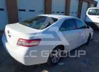 2011 Toyota CAMRY фото