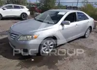 2011 Toyota CAMRY фото