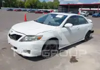2011 Toyota CAMRY фото