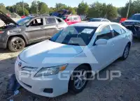 2011 Toyota CAMRY фото