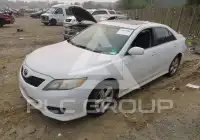 2011 Toyota CAMRY фото
