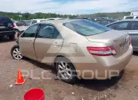2011 Toyota CAMRY фото