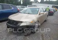 2011 Toyota CAMRY фото