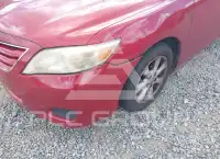 2011 Toyota CAMRY photo