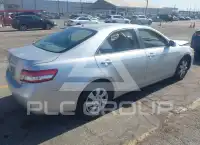 2011 Toyota CAMRY фото