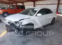2011 Toyota CAMRY фото