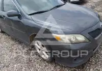 2011 Toyota CAMRY фото