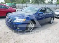 2011 Toyota CAMRY фото
