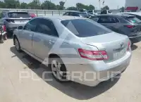 2011 Toyota CAMRY фото
