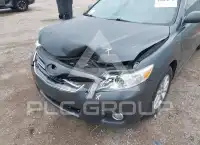 2011 Toyota CAMRY фото