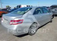 2011 Toyota CAMRY фото