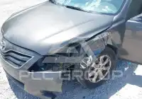 2011 Toyota CAMRY фото