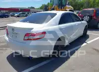 2011 Toyota CAMRY фото