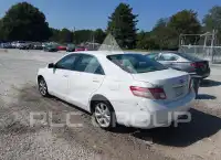2011 Toyota CAMRY photo