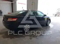 2011 Toyota CAMRY photo