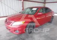 2011 Toyota CAMRY фото