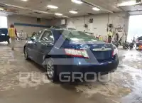 2011 Toyota CAMRY фото