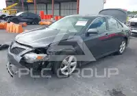 2011 Toyota CAMRY photo