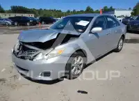 2011 Toyota CAMRY фото