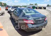 2011 Toyota CAMRY фото