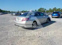 2011 Toyota CAMRY photo