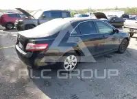 2011 Toyota CAMRY photo