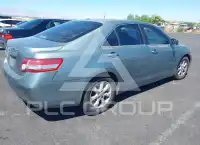 2011 Toyota CAMRY фото