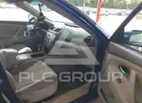 2011 Toyota CAMRY фото