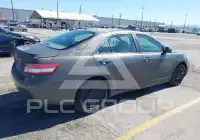 2011 Toyota CAMRY фото